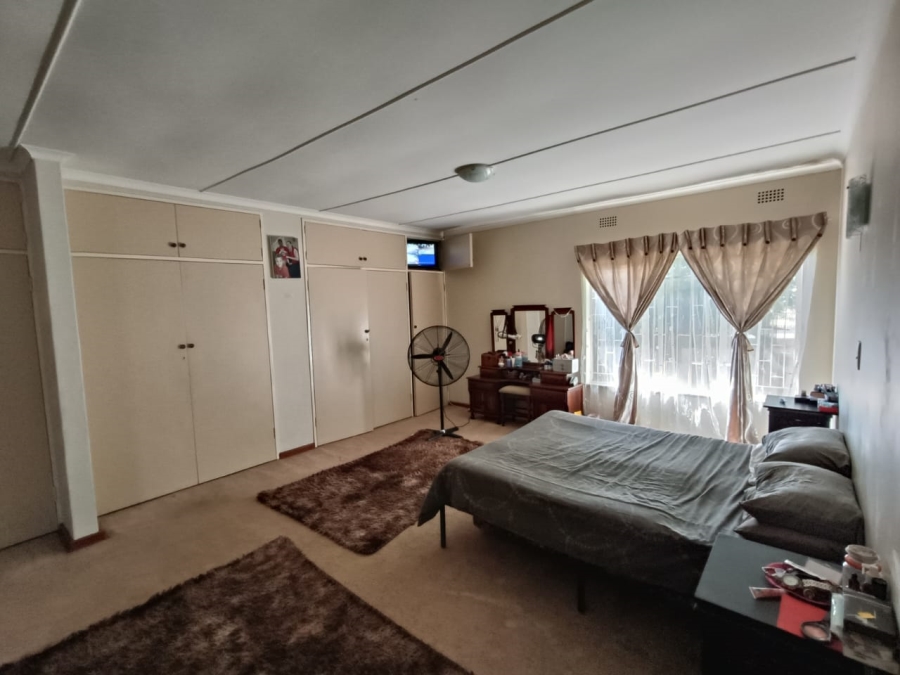 3 Bedroom Property for Sale in Protea Park North West